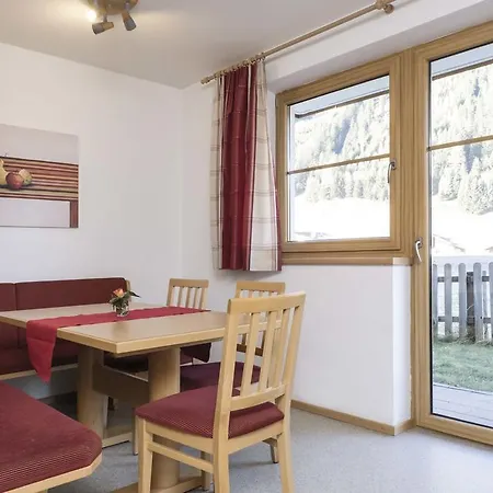 Lägenhetshotell Haus Renate 4*