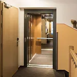 Haus Renate Hotel apartamentowy 4*