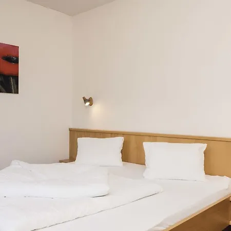 豪斯雷娜特酒店