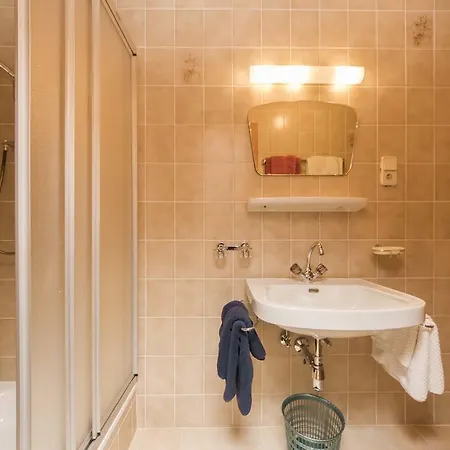 豪斯雷娜特酒店 公寓式酒店