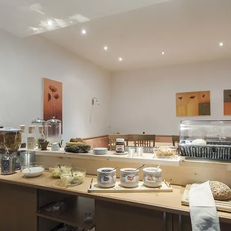 豪斯雷娜特酒店 公寓式酒店