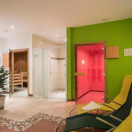 豪斯雷娜特酒店 公寓式酒店 考恩台尔